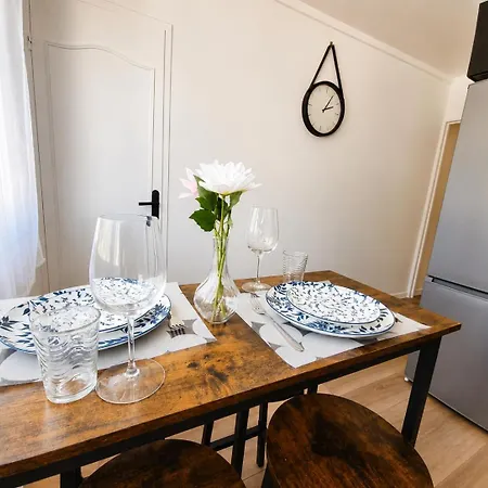 Le Cosy De 아파트 칸텔로